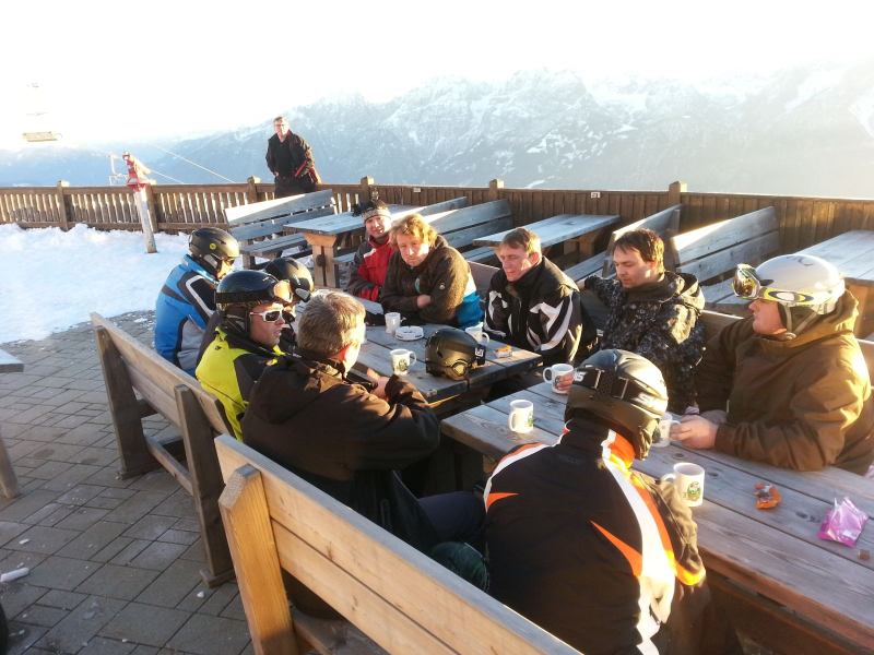 Stara company skiing